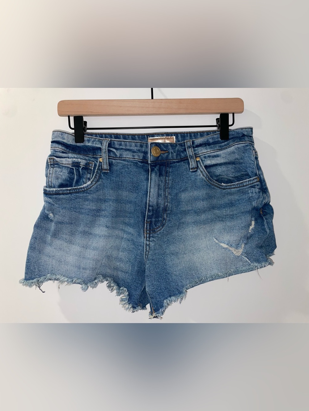 Kut From the Kloth Jane High Rise Short | Size 4 | Frayed Hem Distressed Shorts